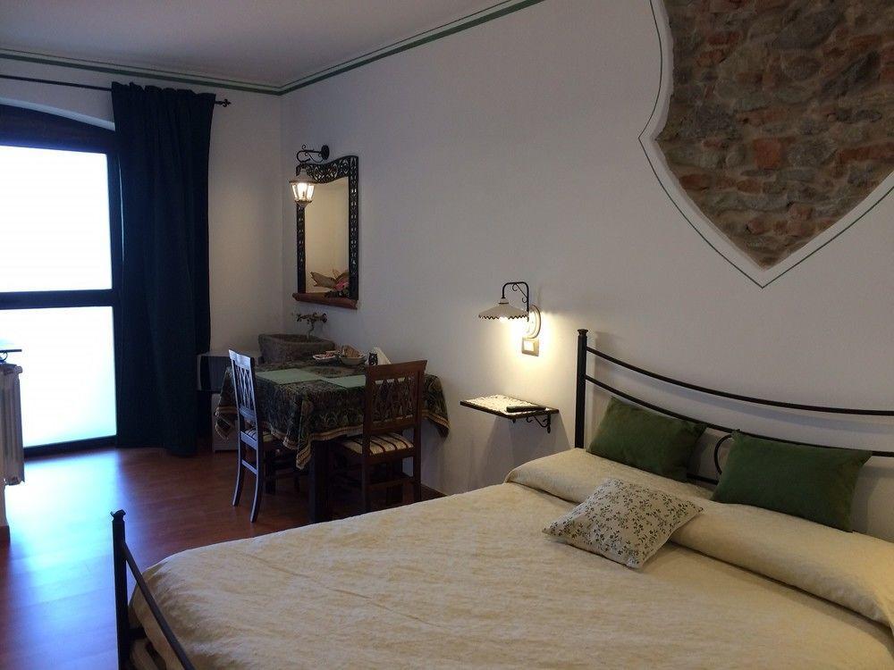 B&B Al Castello Casale Litta Exterior foto